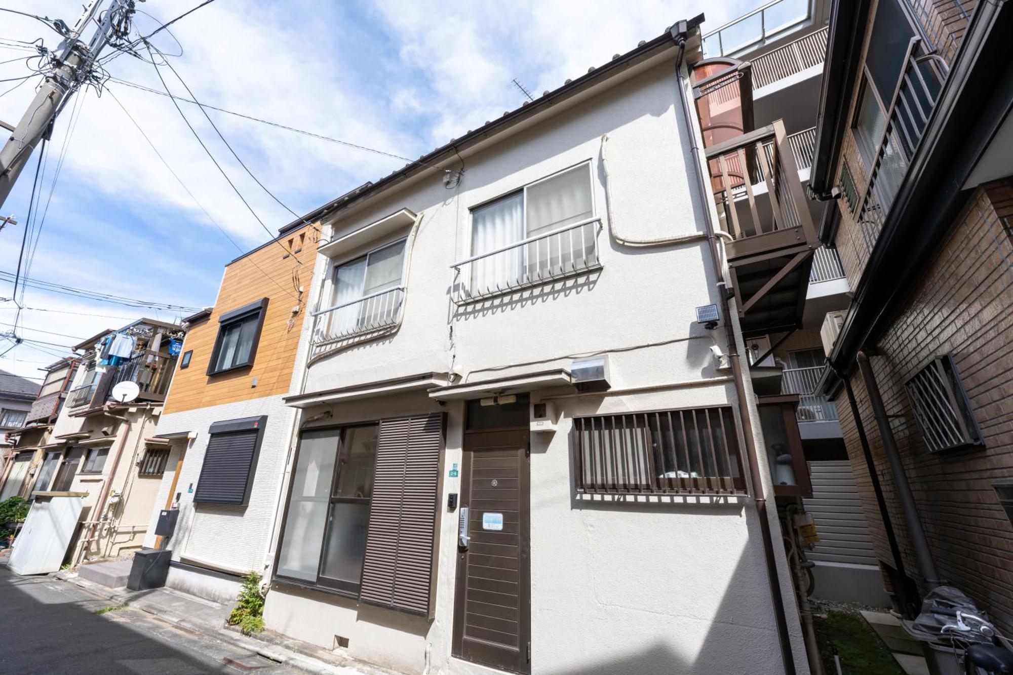 一棟貸切宿, 東京一之江ハウス6名定員, 秋葉原19分,新宿30分,Wifi有, ディズニータクシー20分3000円,駐車場ありません 東京都 エクステリア 写真